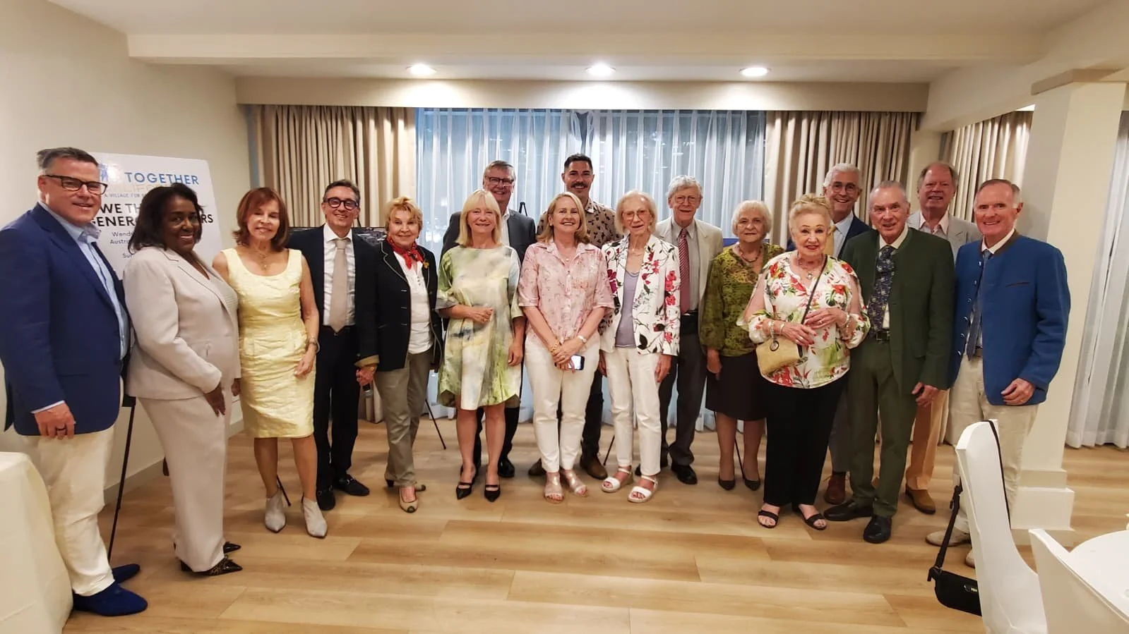 Gruppenfoto mit FGK Moser – Together California.JPG