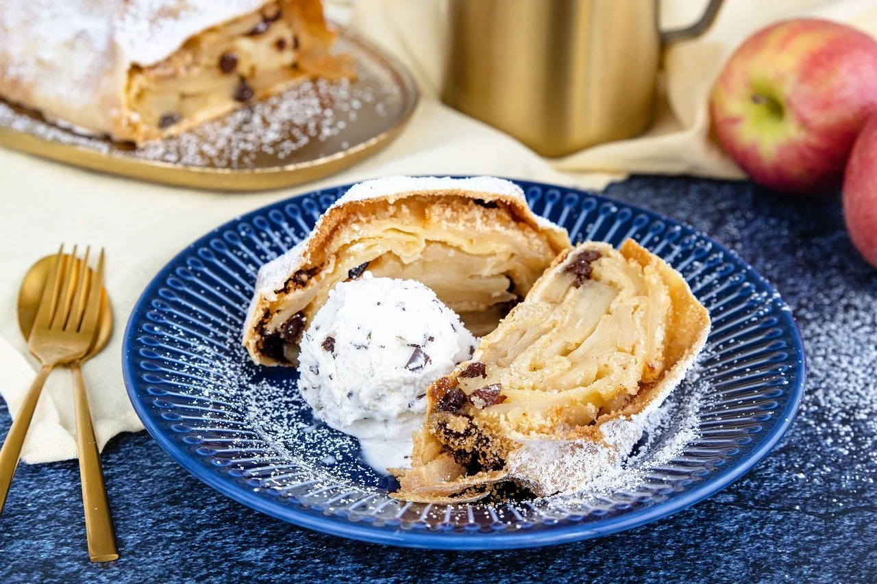 apple-strudel-8031135_1280.jpg