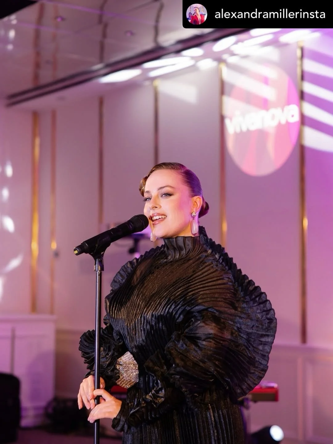 @alexandramillerinsta Thrilled to have performed at the Vivanova charity gala in Monaco, benefiting &Eacute;coute Cancer R&eacute;confort and Fight AIDS Monaco. 
26000&euro; raised is a remarkable achievement. 
Kudos to @clubvivanova for organizing s