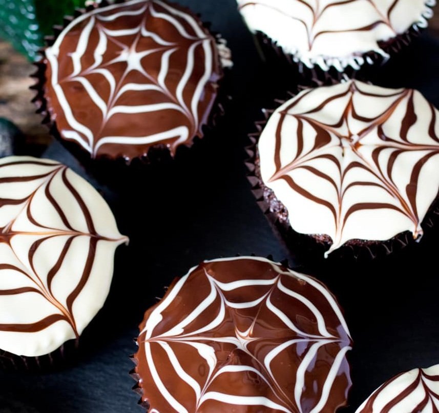 Spiderweb Cupcakes