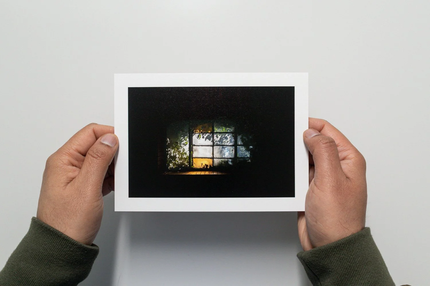 036 Issue 004 190 Window Emon Hassan | emonhassan.com 001.jpg