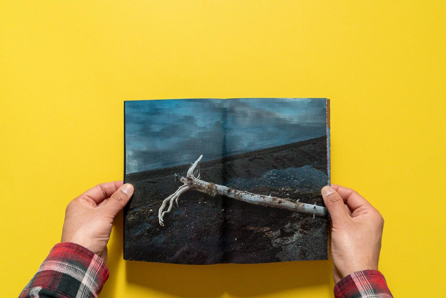 001 Issue 017 and Bundle Yellow  004.jpg