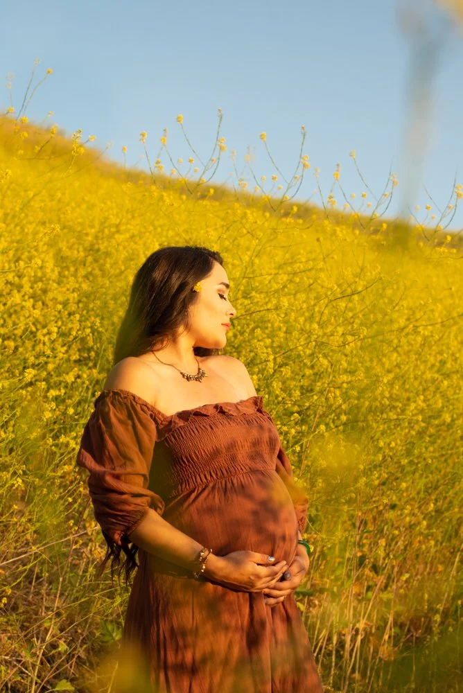 Benicia-Grace-yellow-mustard-maternity-2021-58-Edit-Edit-Edit.jpg