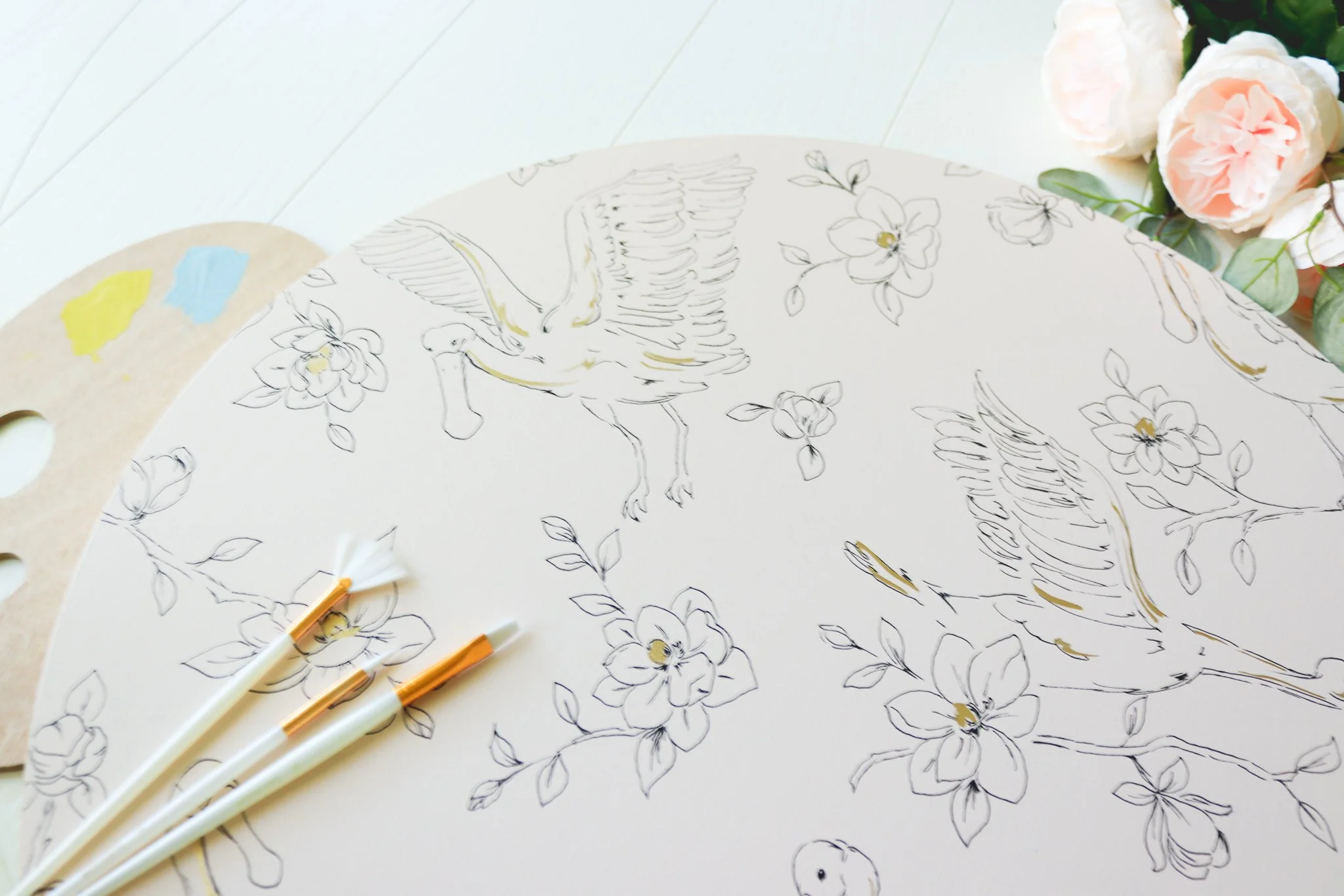 Flutter 20x20 Round Canvas - Rosette Spoonbills & Magnolias