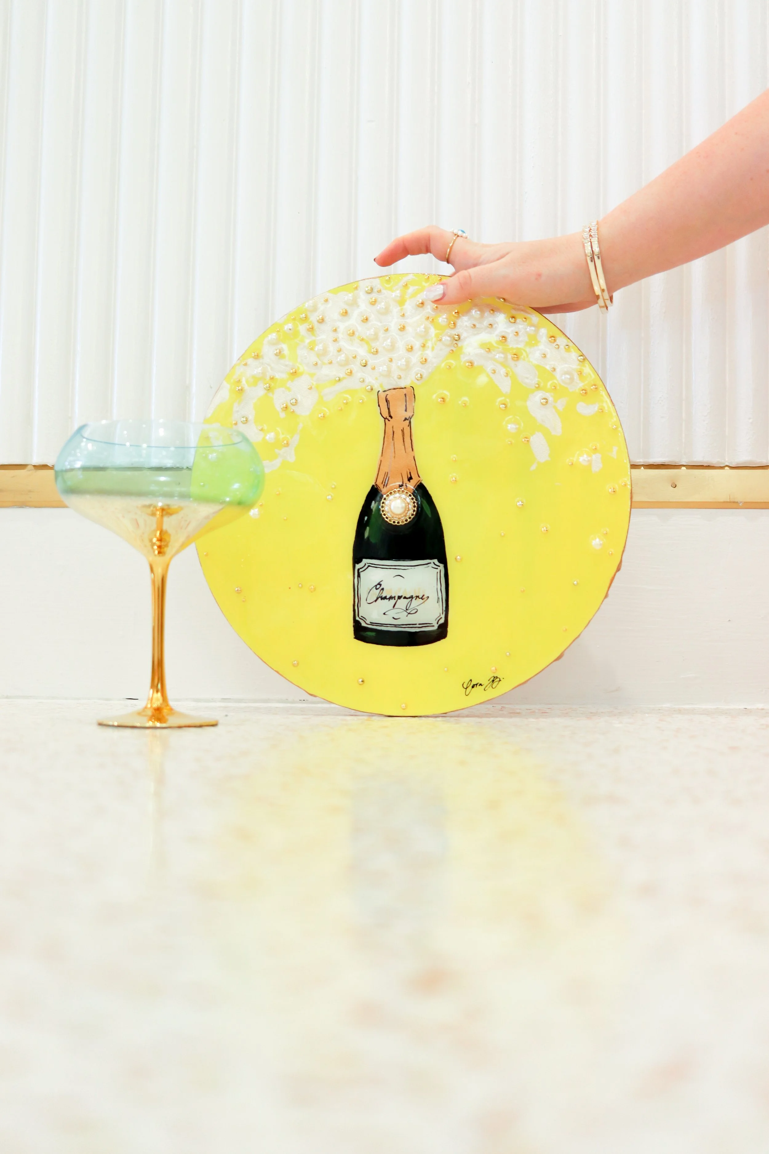 Sparkling Yellow Champagne - 12 Inch