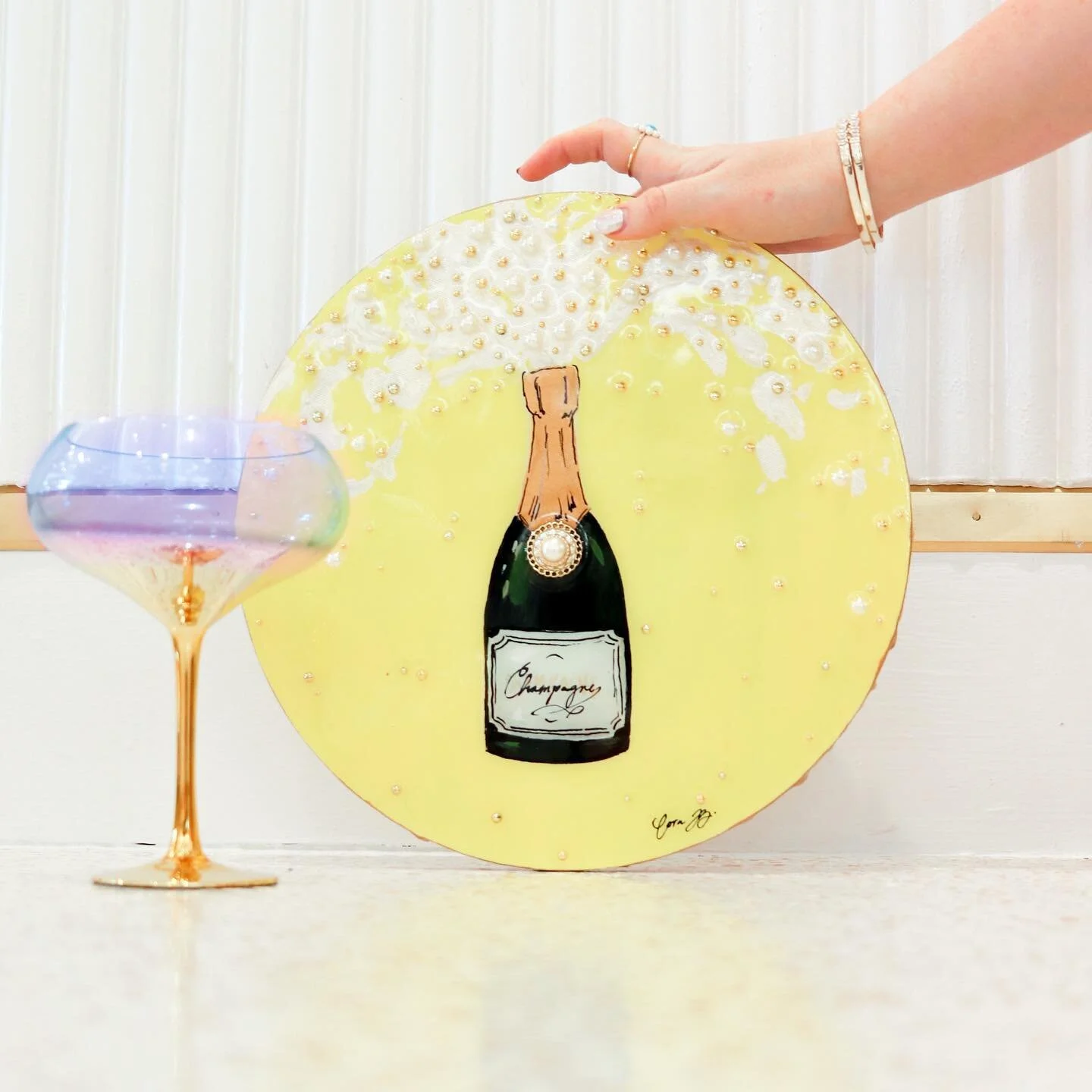 This is one of those weekends where the celebrations haven&rsquo;t stopped! 😜 Congratulations to all of the high school &amp; college graduates, the new engagements and the wedding celebrations going on this month. 🍾
⠀⠀⠀⠀⠀⠀⠀⠀⠀
Tag someone who deser