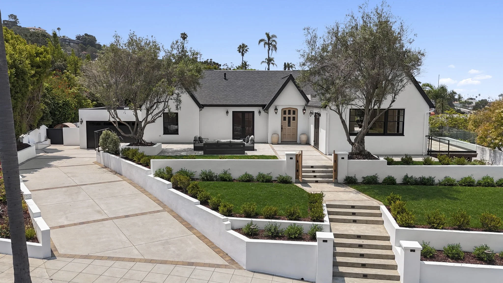 7784 Hillside Drive