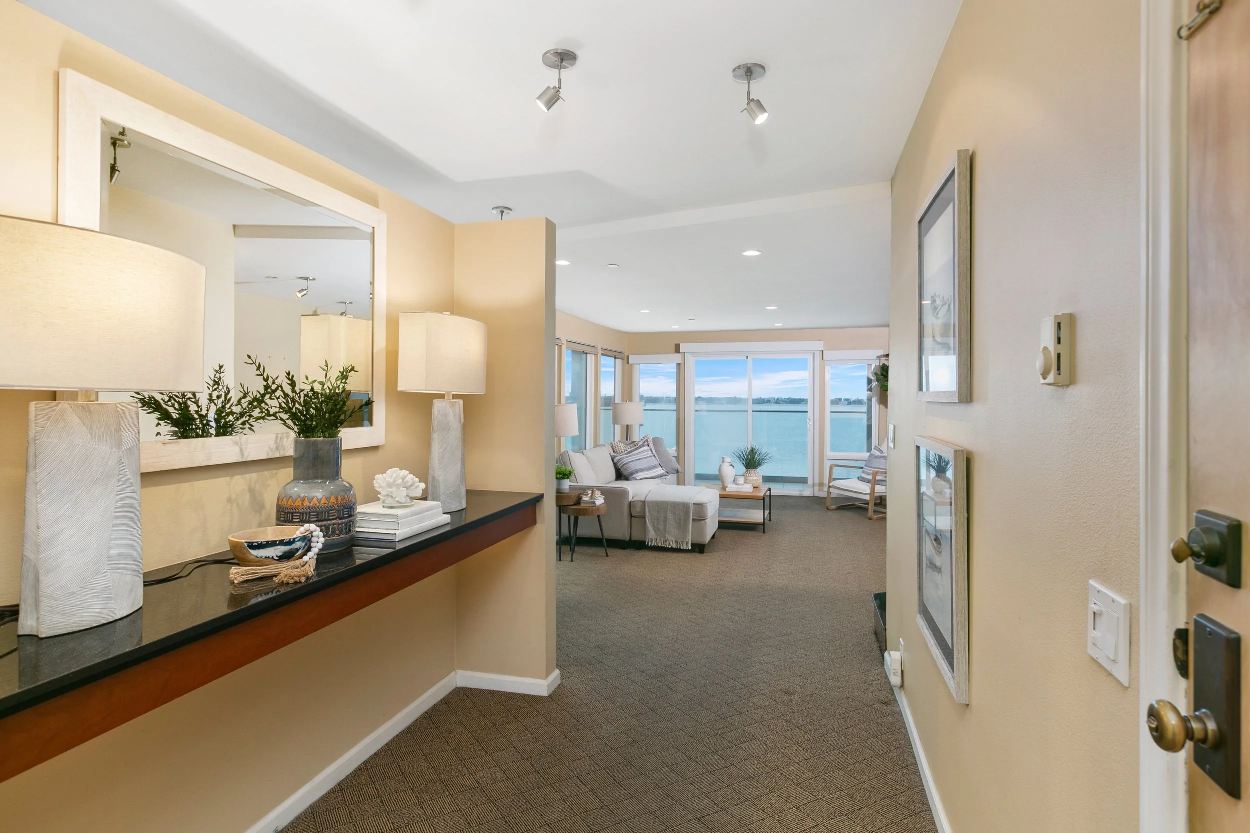 3868 Riviera Drive #3B