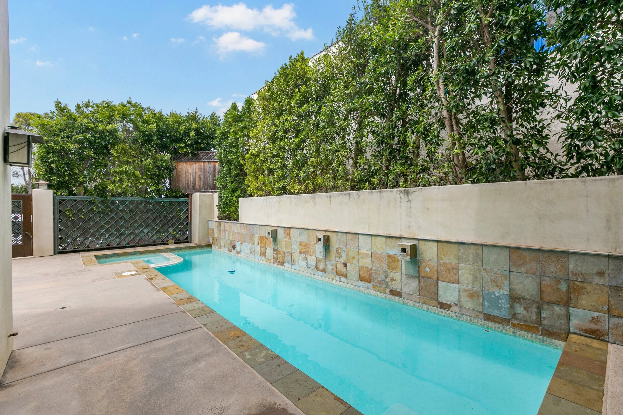 37.jpg