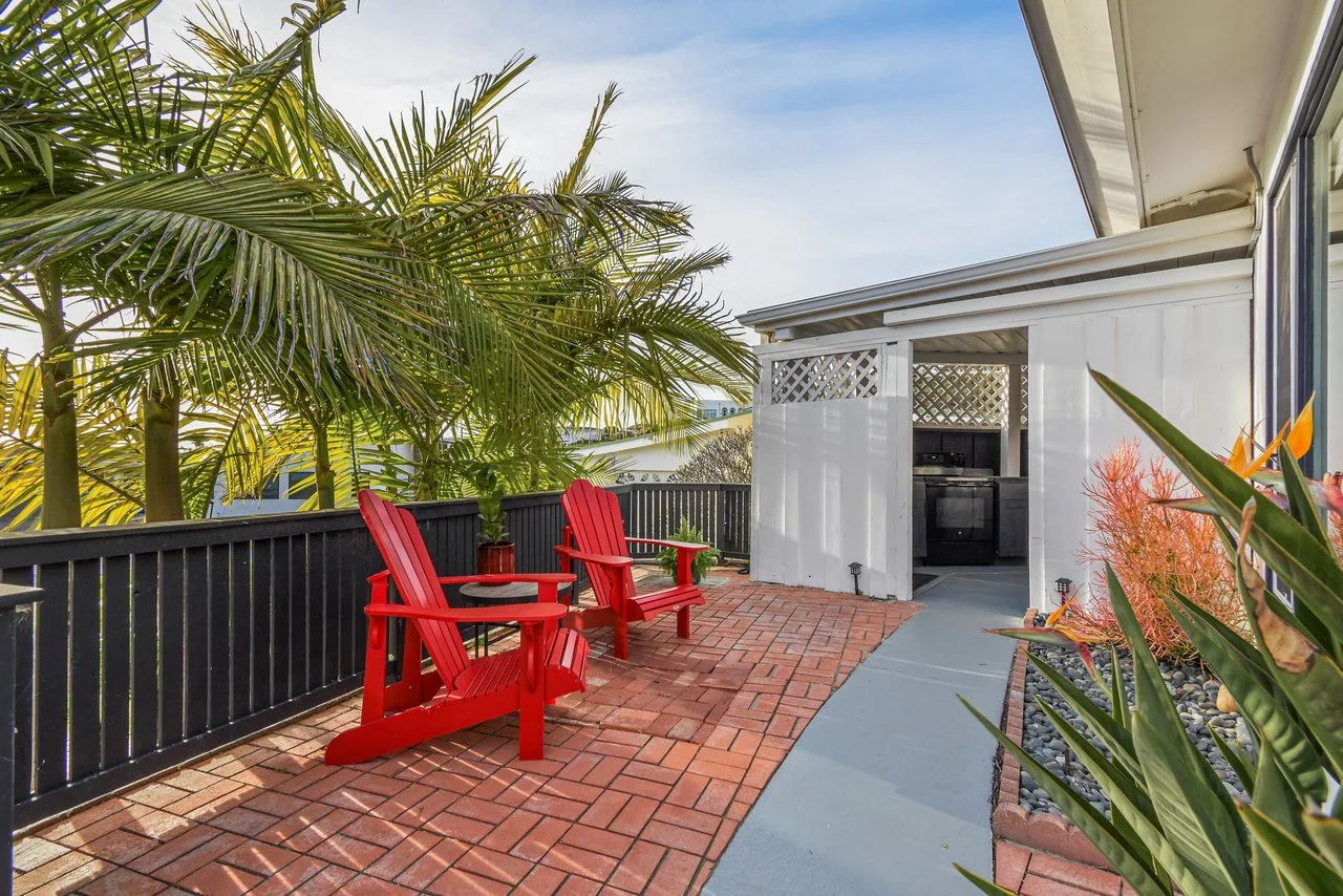 5361 Van Nuys Court outdoor living
