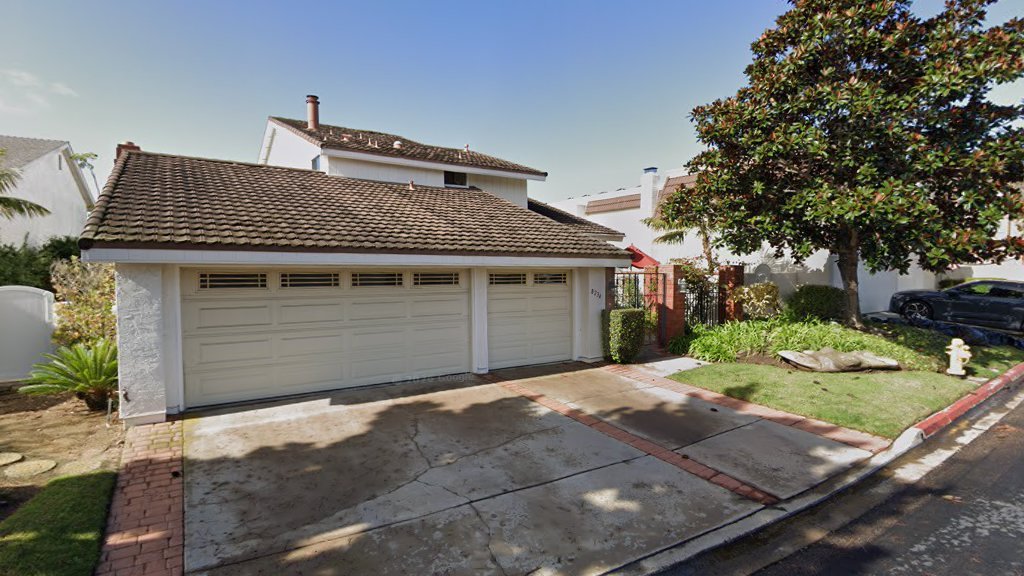 8233 Caminito Maritimo, La Jolla, CA