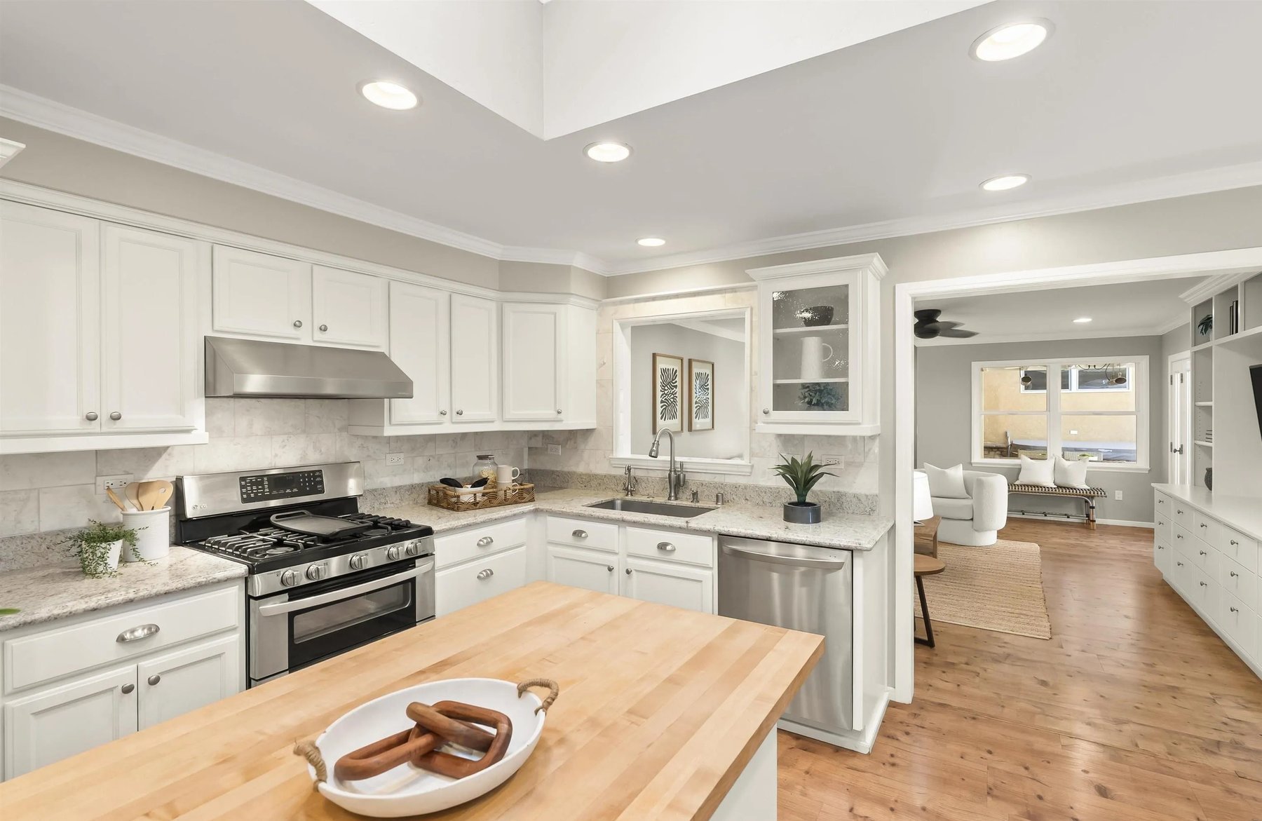 1244 Wilbur Avenue, San Diego, CA
