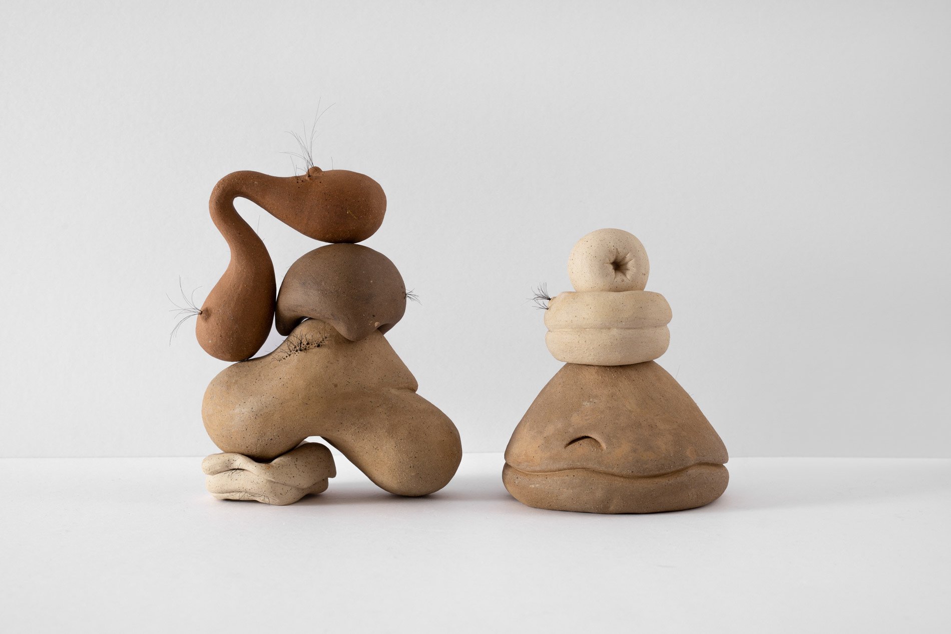 Tandem-ceramica-cuir-colaboracion-artistica-sculpture-queer-pottery.jpeg