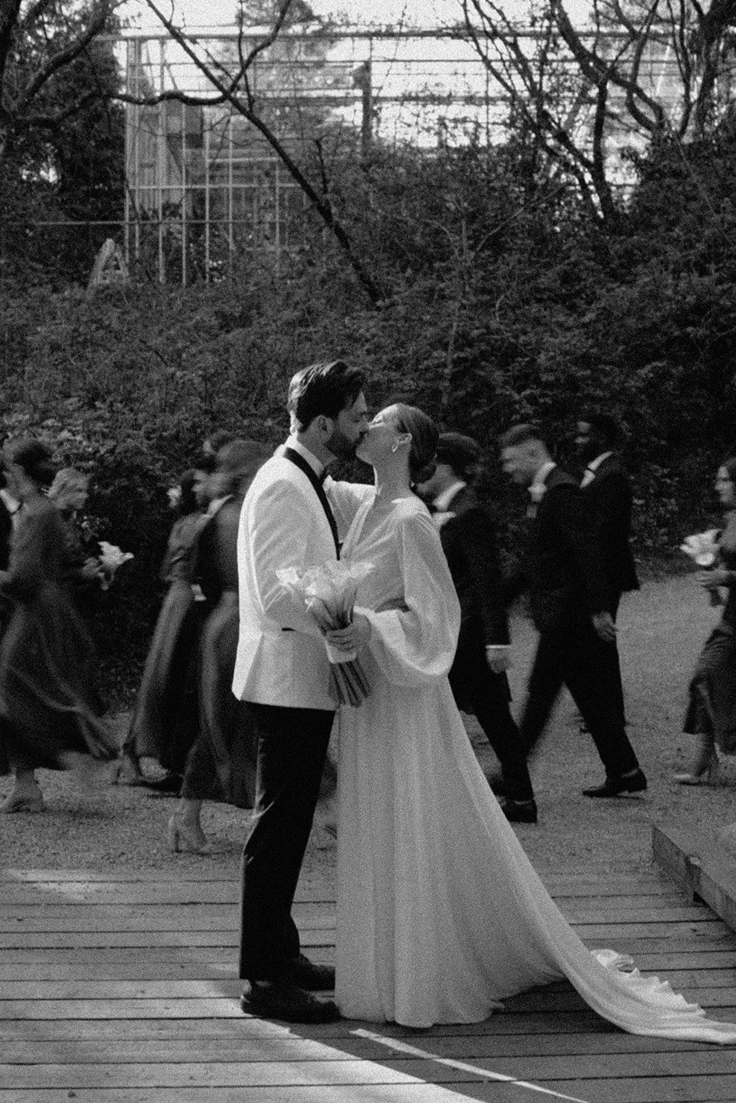 Couple portrait in Langley captured by Vancouver wedding photographer Valerie Gabrielle