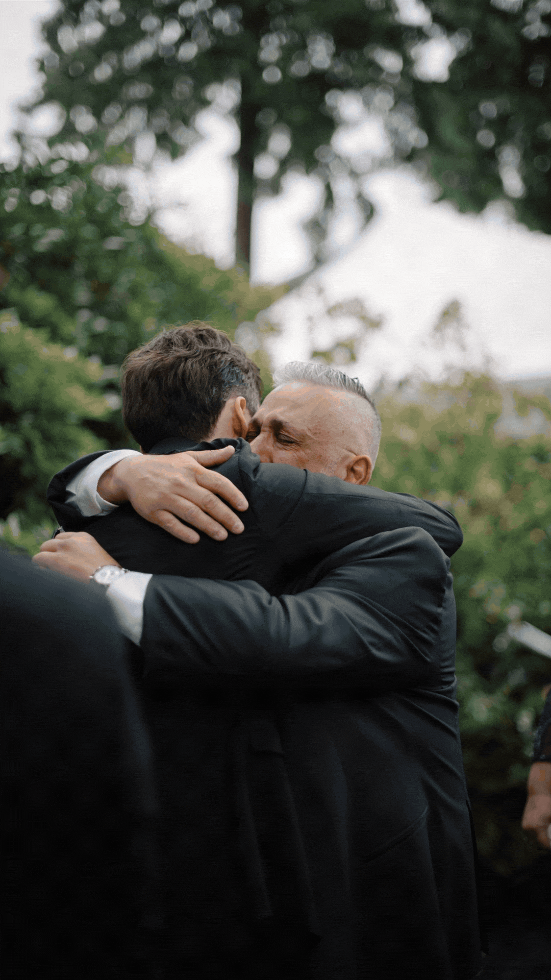 Heartfelt, candid moments throughout a wedding day in Vancouver