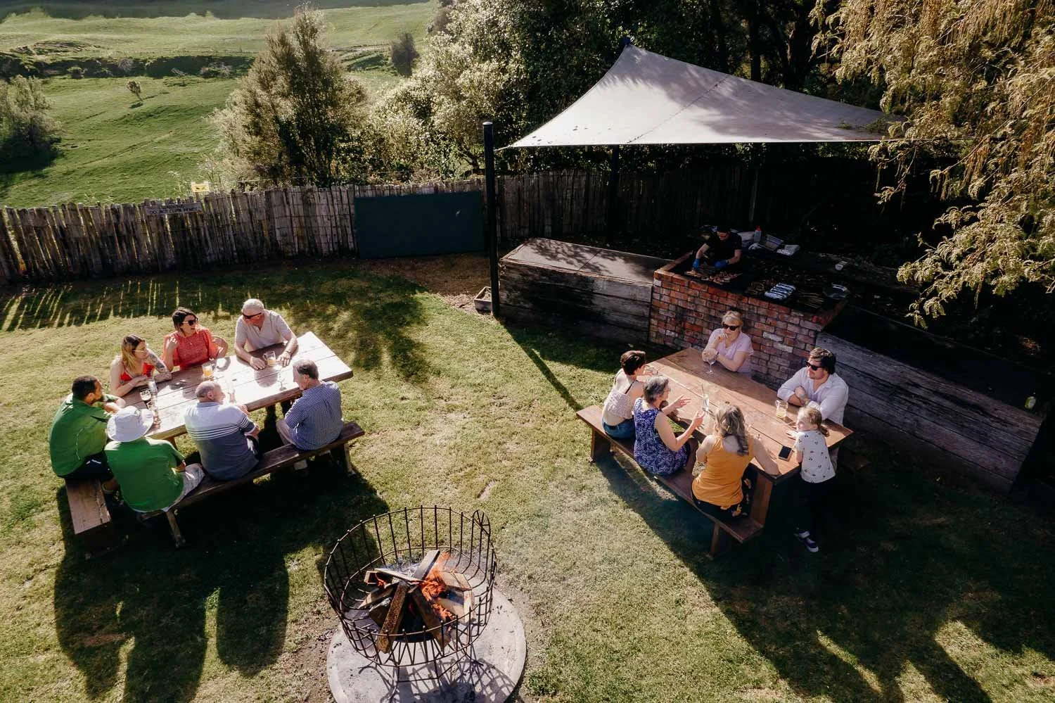 outdoor dining at makoura lodge christmas do party venue wellington