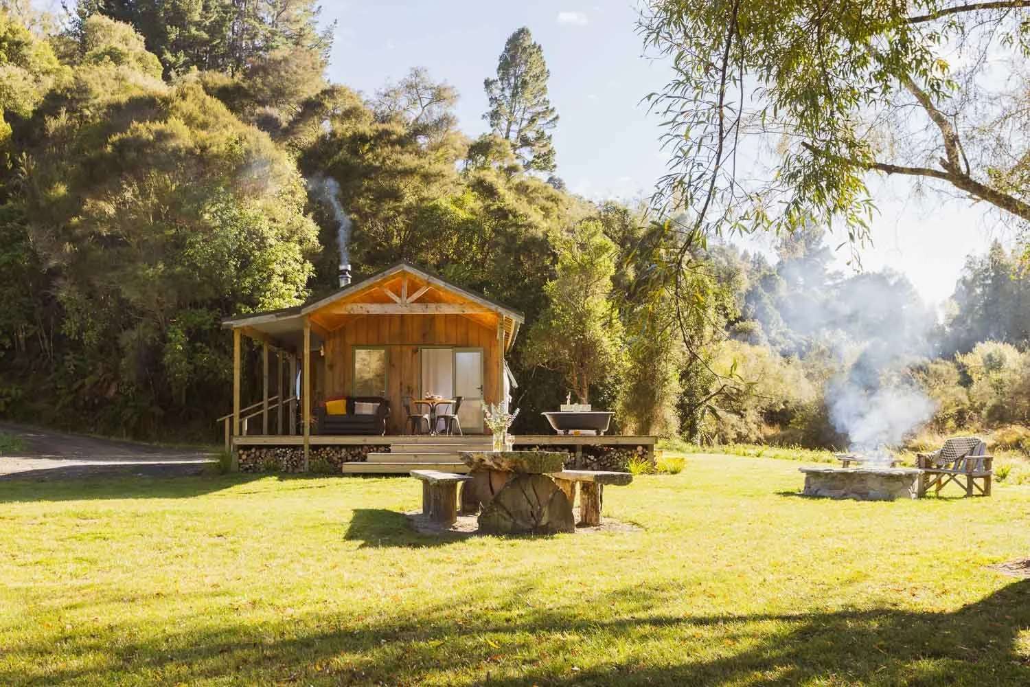 photo of beautiful secluded riverside retrat at Makoura lodge