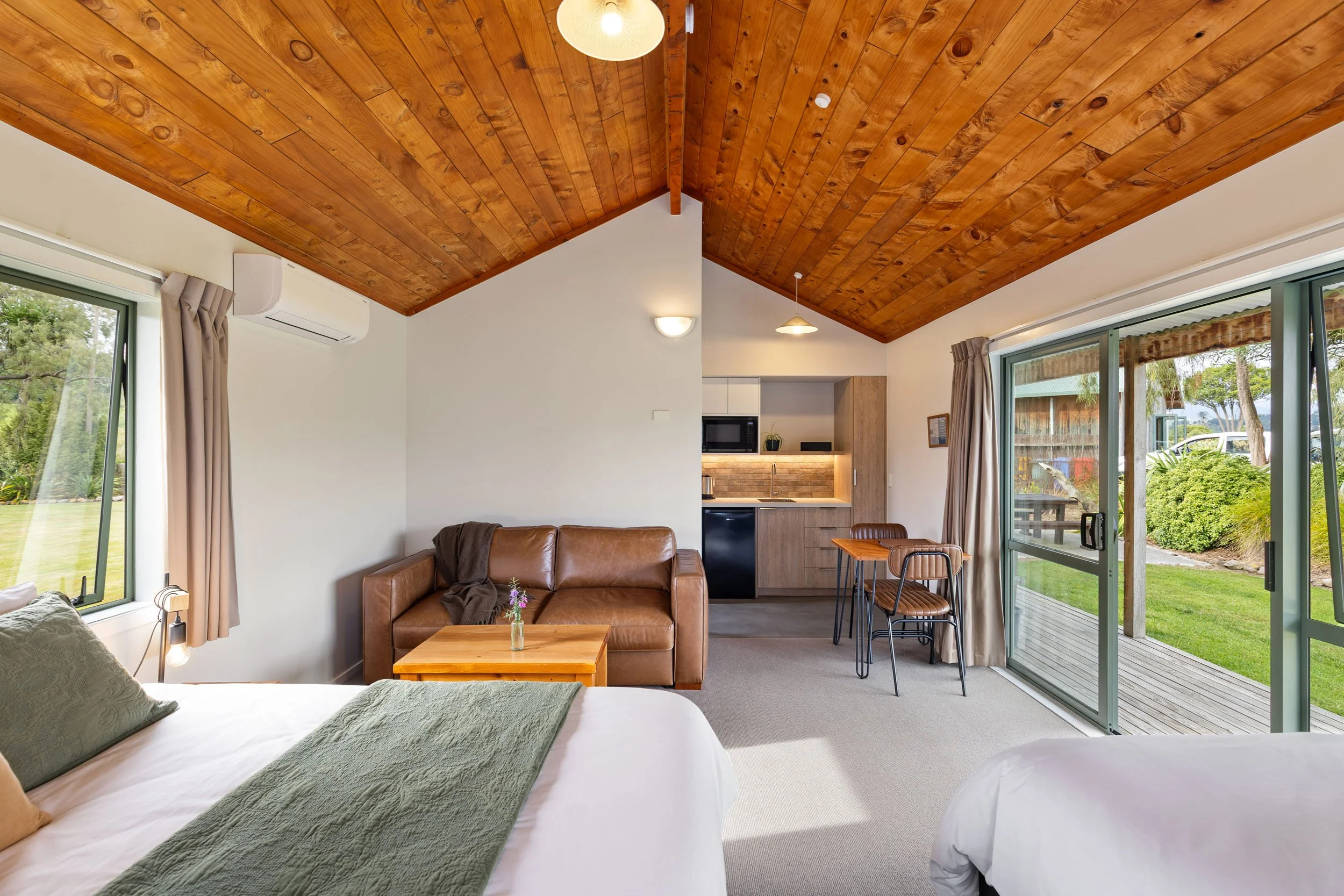 Mākoura Lodge lodge suite