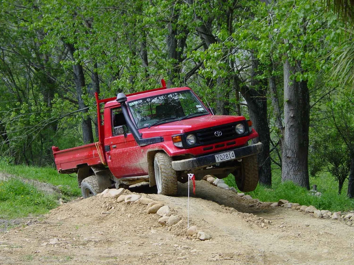4x4 going over the double humps at Makoura Lodge 4x4 training track.
