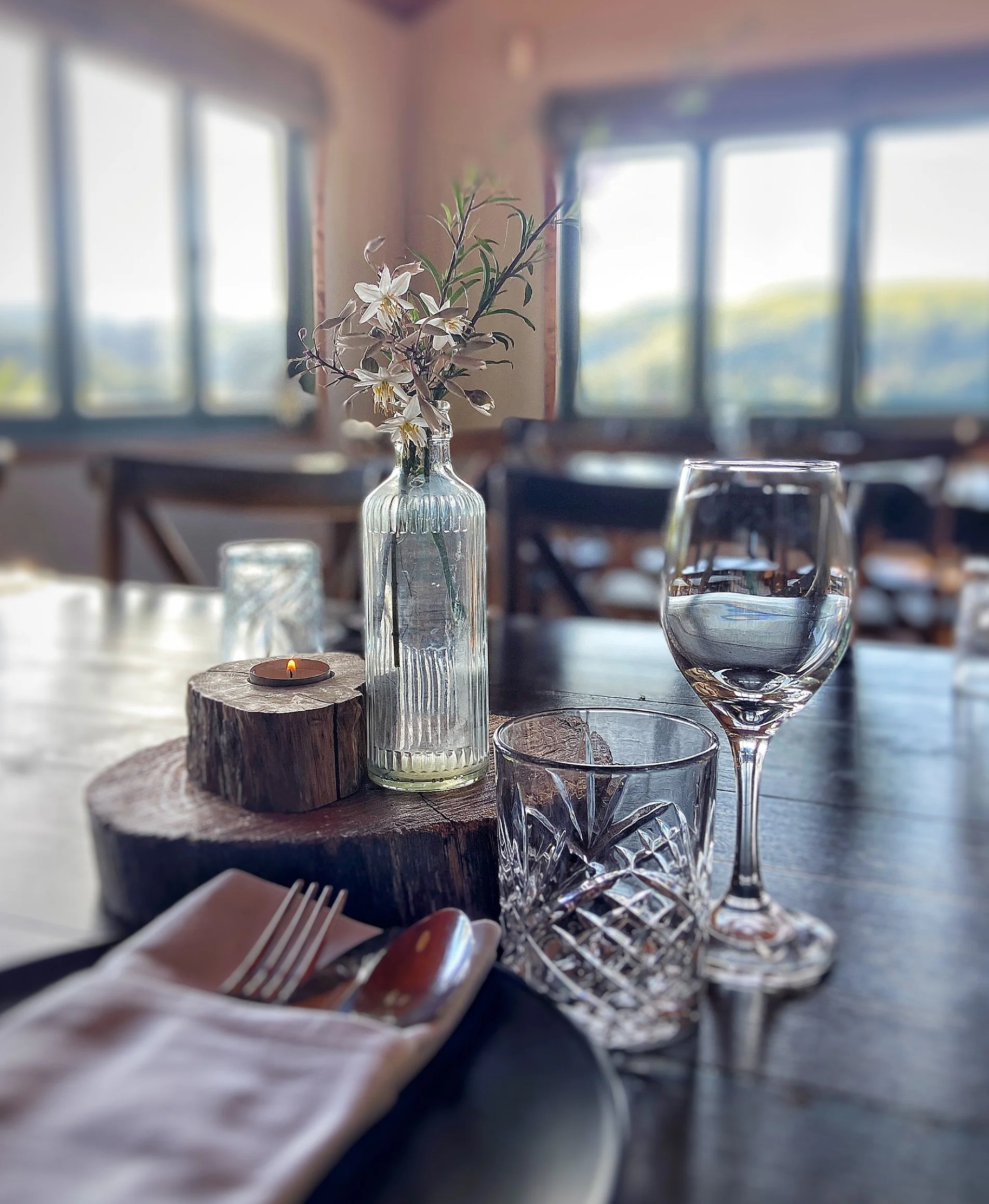 Decor at at a wedding reception at Makoura lodge country wedding venue