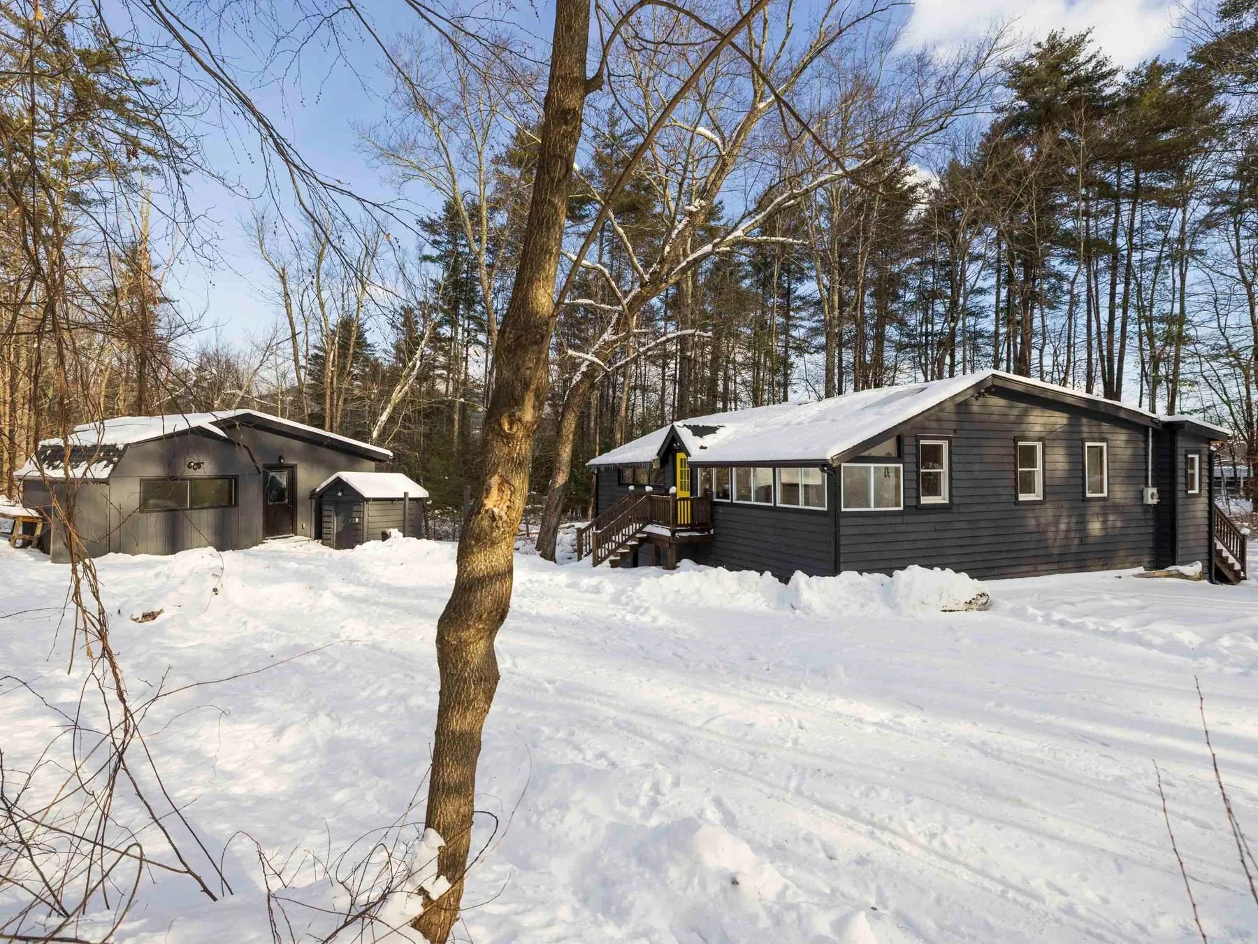 18 Country Club Ln, Woodstock, NY 12498