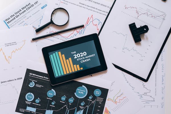 Exploring Lucrative Opportunities in the Fields of Business and Data Analytics 