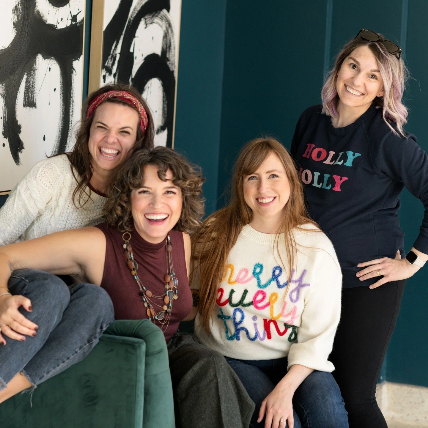 In 2023, @thetreasuryokc turned five years old. 🎉🥂 Thank you to @schmittcommahonnah for creating this incredible community -- the women we work with inspire and encourage us daily. 💖

Who were your biggest cheerleaders this year? ⬇️

📸 @morgan.gr