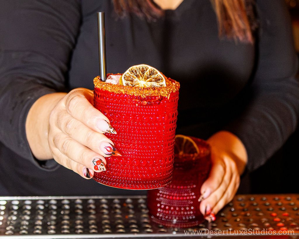 DesertLuxeStudios-HomeforaHome-CocktailsforaCause-25.jpg
