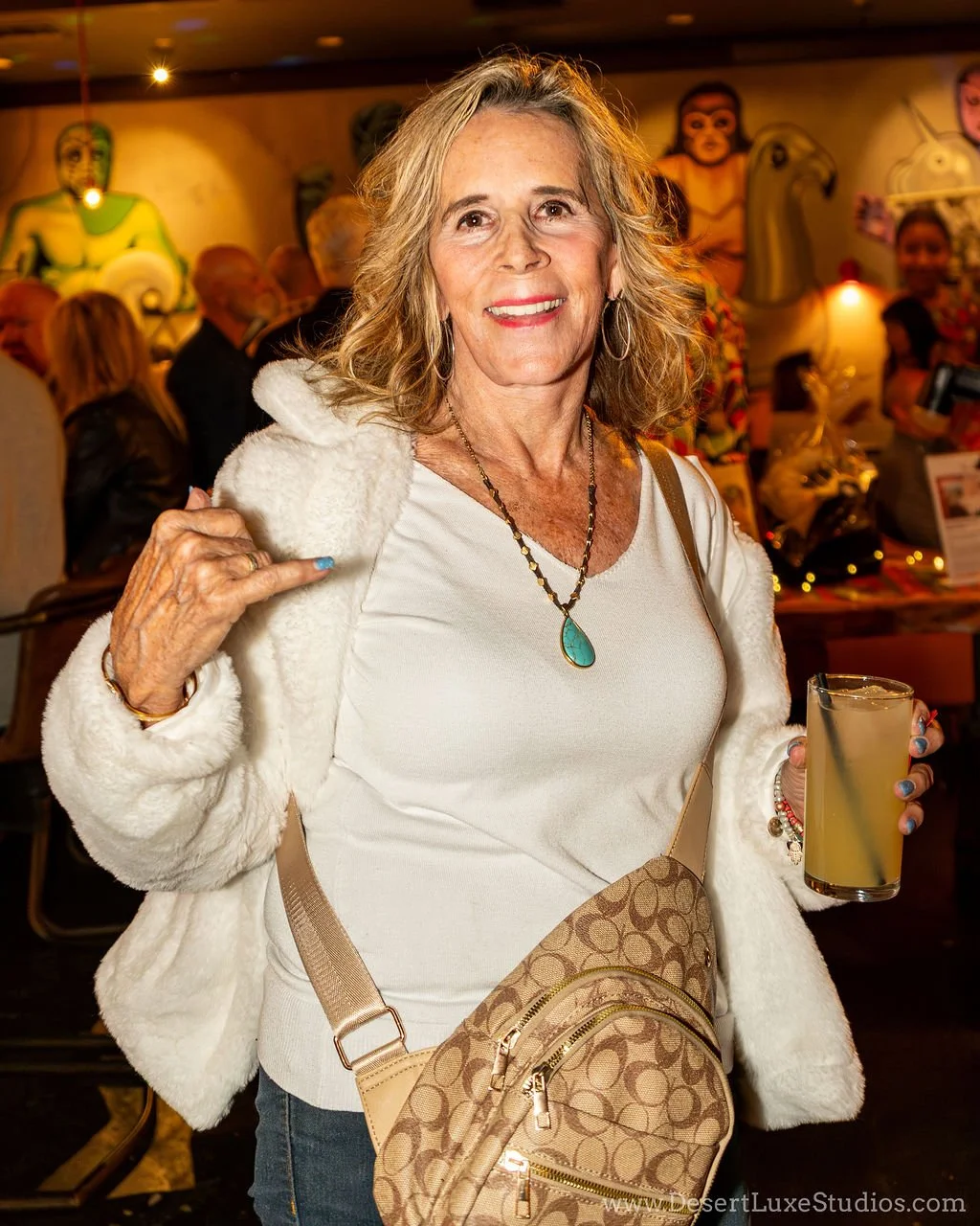 DesertLuxeStudios-HomeforaHome-CocktailsforaCause-68.jpg