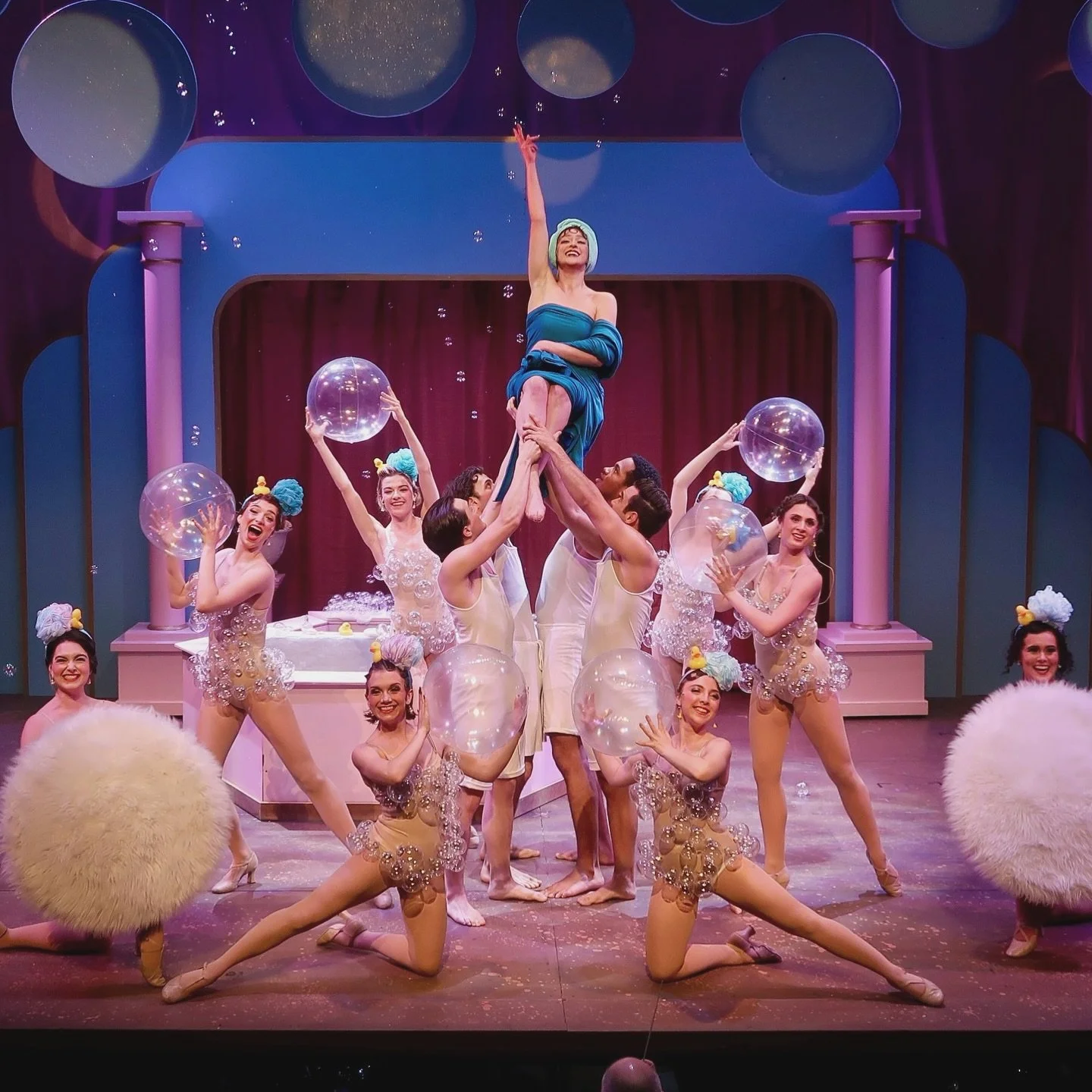Oh Eileen&hellip;🫧
 Thank you to the cast and crew of Face Card! the Musical&hellip;ahem, I mean&hellip;NICE WORK IF YOU CAN GET IT for making my first and last Rider mainstage musical such an exciting, supportive, and unforgettable experience. And 