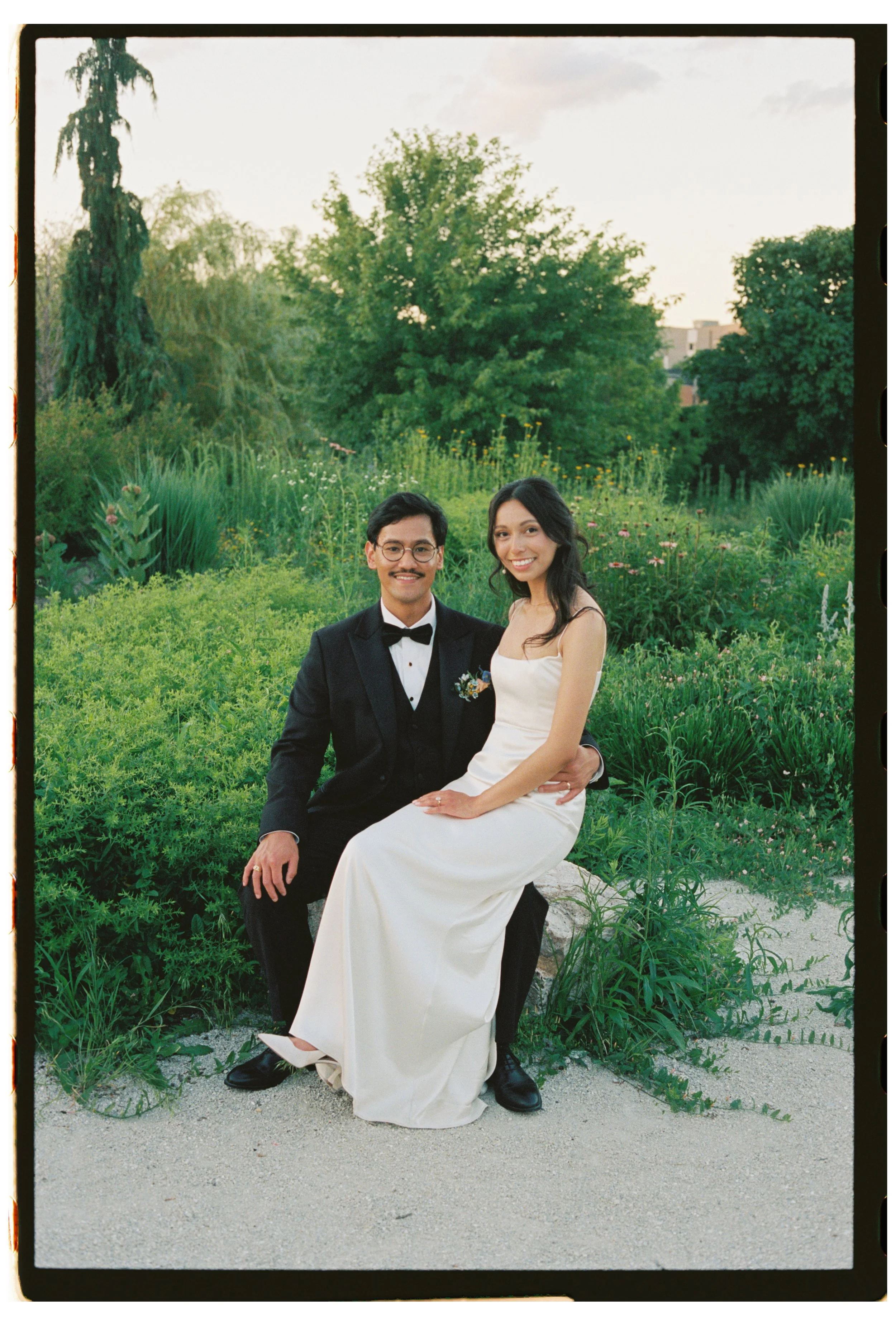 01Eileen&Miguel_35mm.jpg