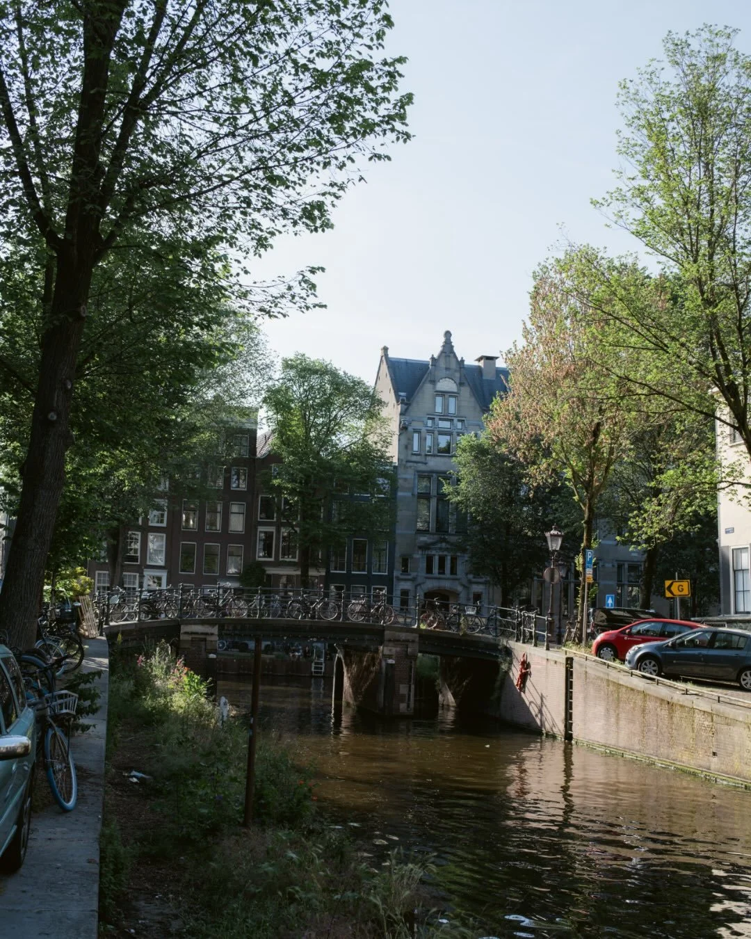 A little glimpse of Amsterdam. Next stop, Brussels. #fujix100vi