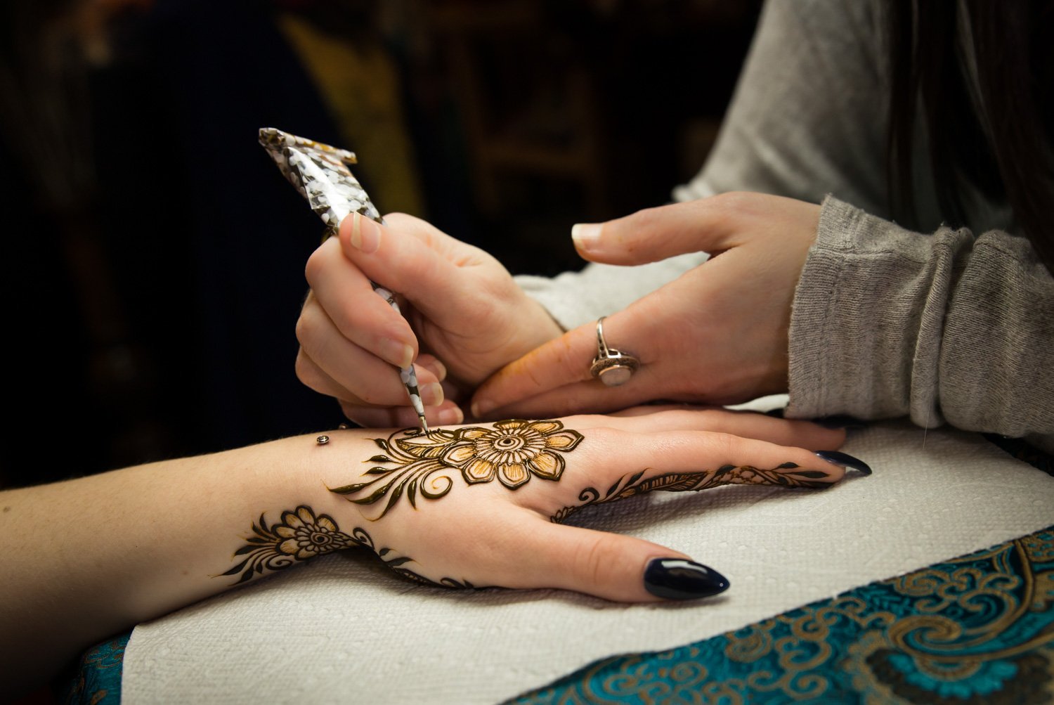 Where in Pune can I find a Mehndi artist? - Quora