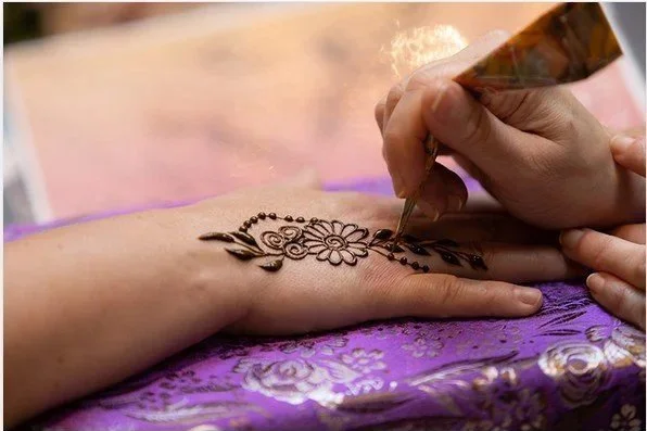 Diwali Henna at Bellevue Square