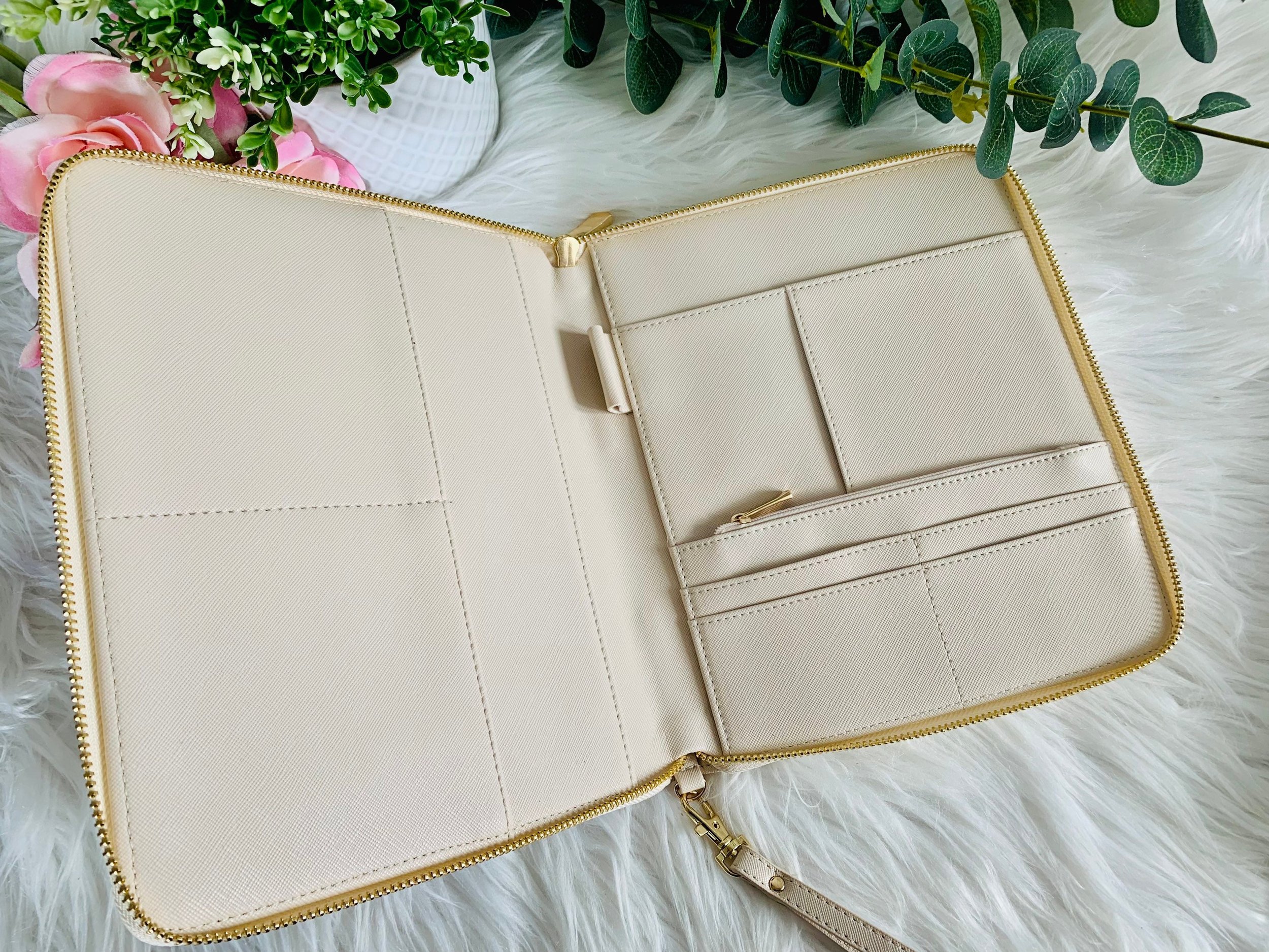 https://i.etsystatic.com/23828420/r/il/22fa15/3968716651/il_fullxfull.3968716651_2usw.jpg