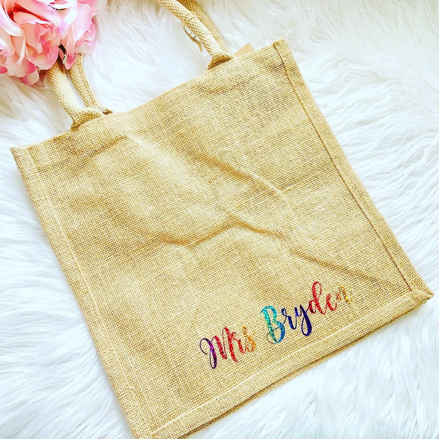 https://i.etsystatic.com/23828420/r/il/0dcb39/3222076240/il_fullxfull.3222076240_m3v4.jpg