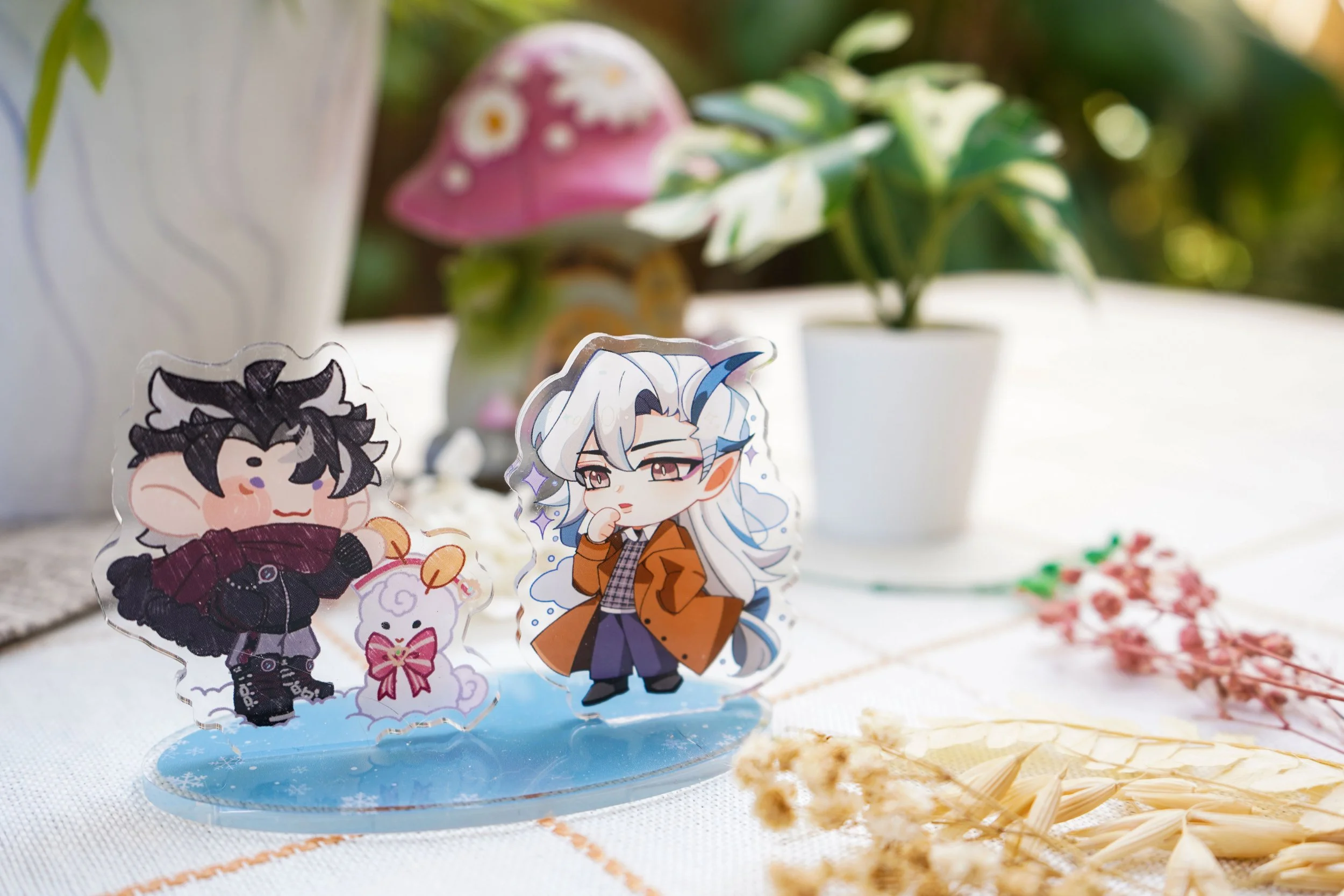 Wriolette_Standee_02.jpg