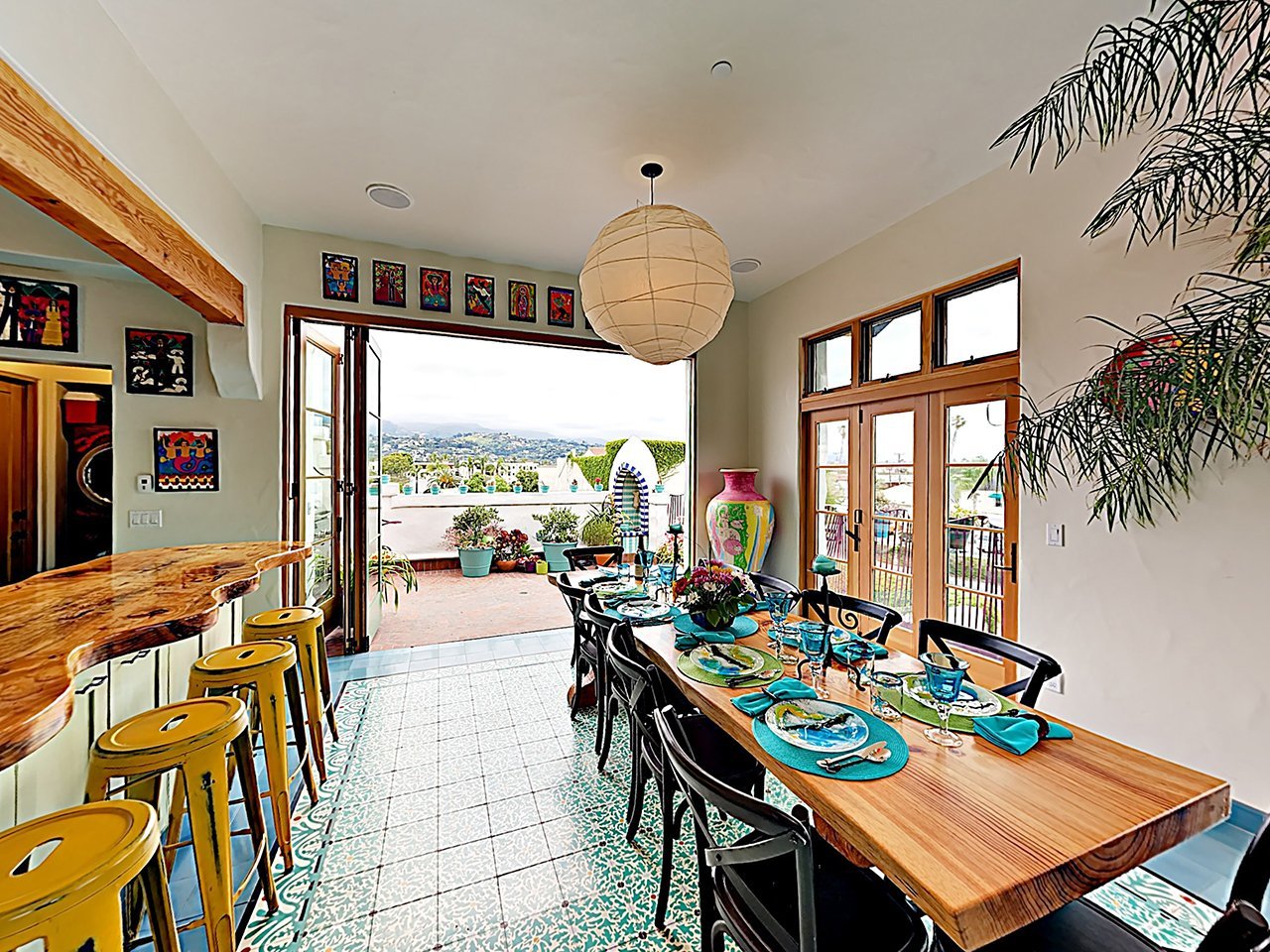 Turquoise Penthouse kitchen