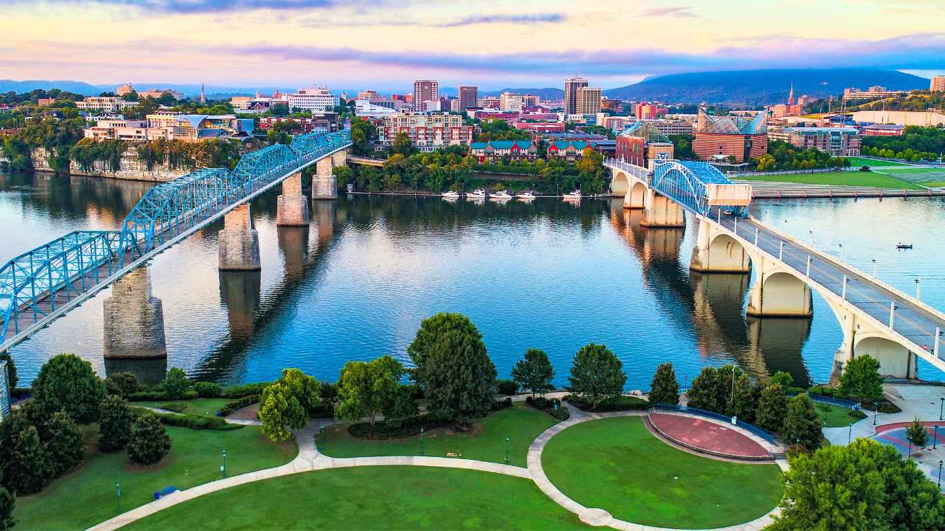 EAC web cover (2000 × 700 px) (Website)-8.png