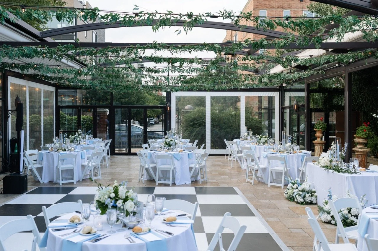 Galleria Marchetti Wedding | Venue Spotlight and Modern, Classic, Fall Wedding at Galleria Marchetti Wedding Feature: Sydney and Macintosh