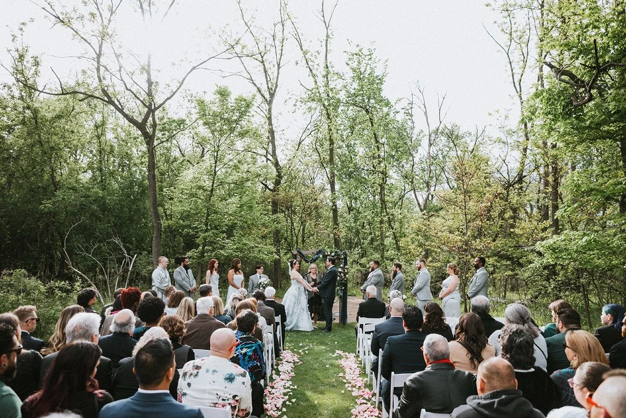 Outdoor wedding ceremony at Redfield Estate
