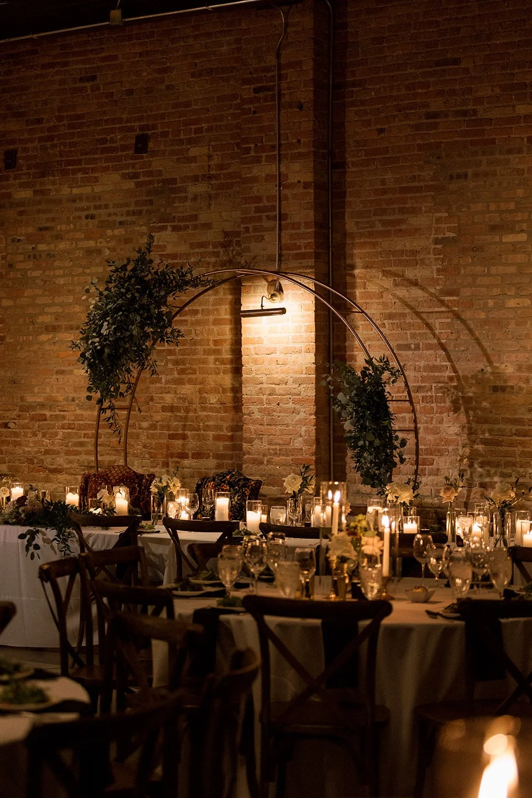 Circle arch behind head table at wedding reception Wildman BT in Chicago