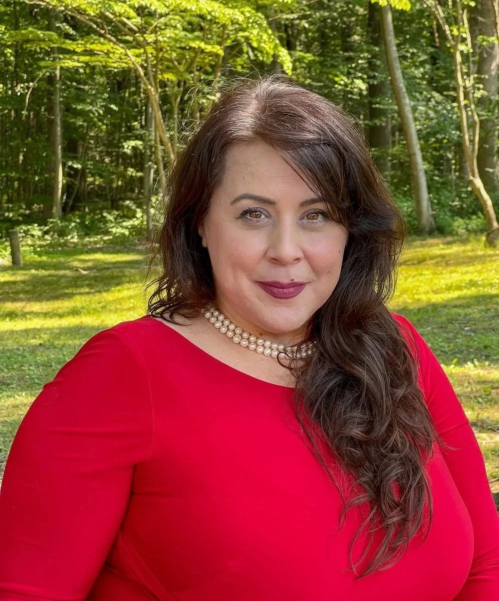 Lisa Summa-Guarino, Board Treasurer