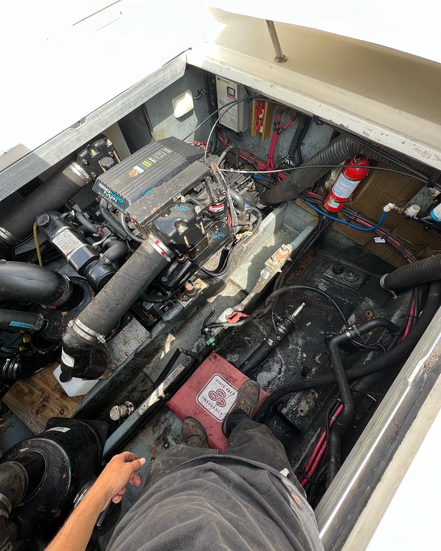 One of the most important things we do during a repower is a MAJOR bilge cleaning. Most areas are virtually impossible to reach when both engines are in, so we take advantage of the extra room.

Contact us today for an estimate on an outboard, sternd