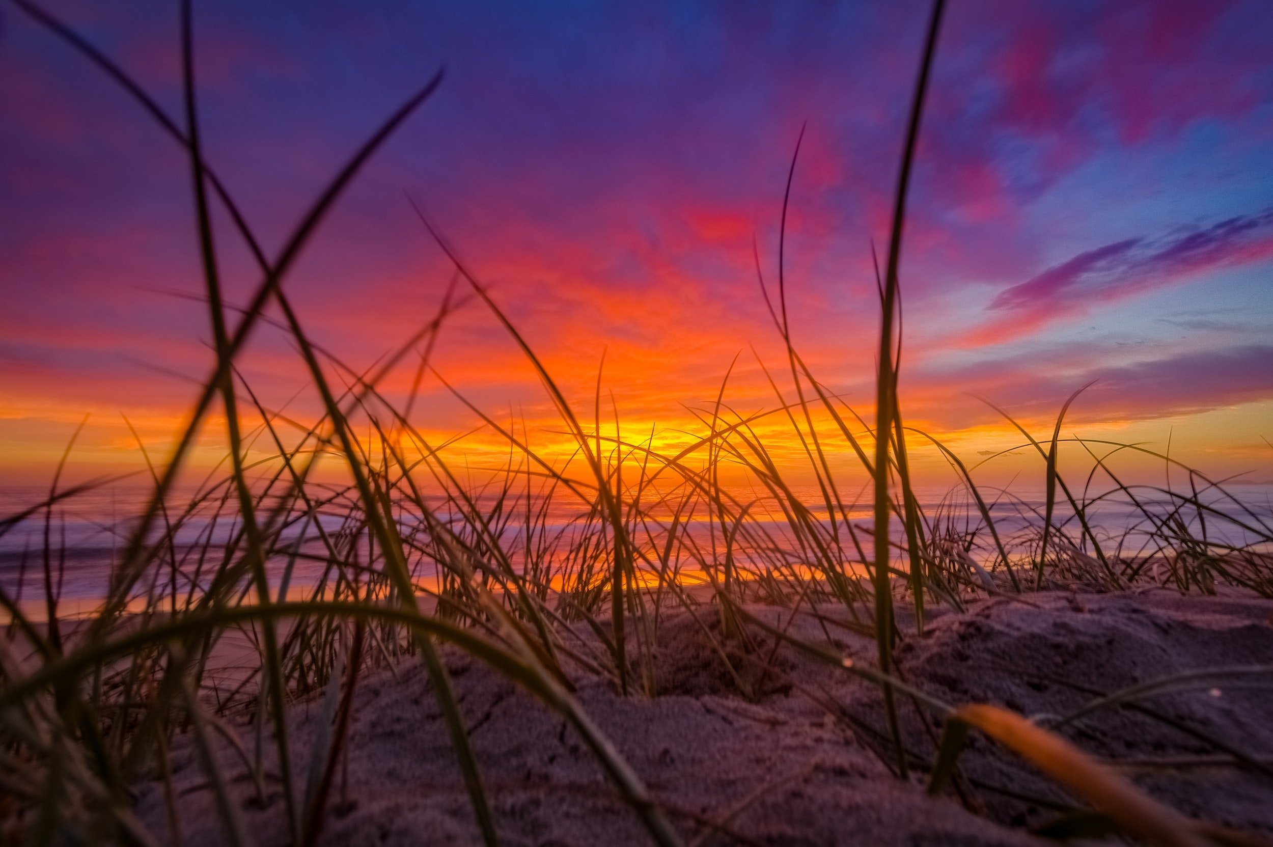 Three Elfchen Poems on Dawn