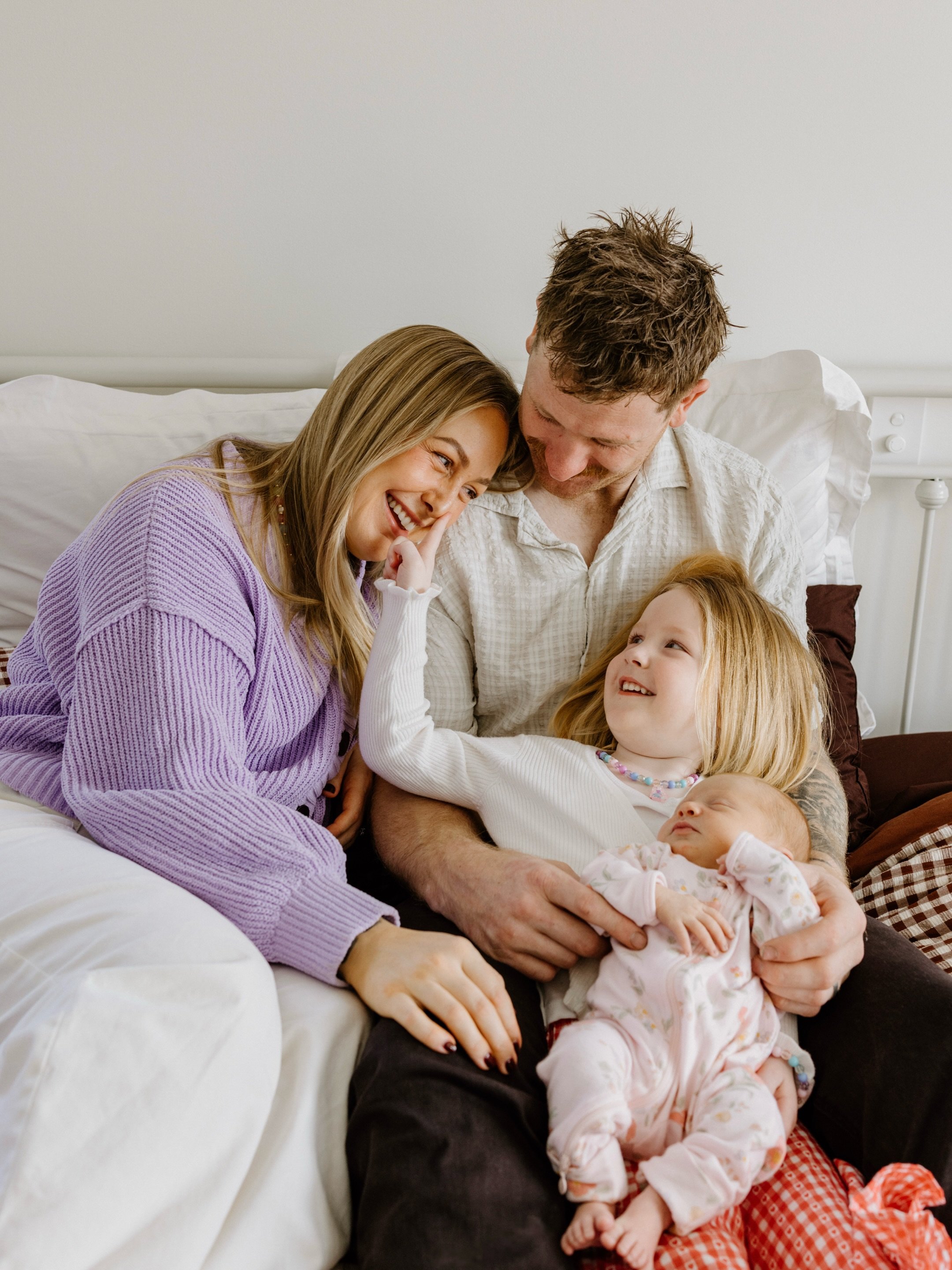 Newborn sessions, but make them feel like your family. 🩷💜

Baby cuddles, jumping on the bed, big siblings stealing the show, tiny toes, belly laughs and a little bit of chaos in between.

In-home newborn sessions are relaxed, fun and completely led