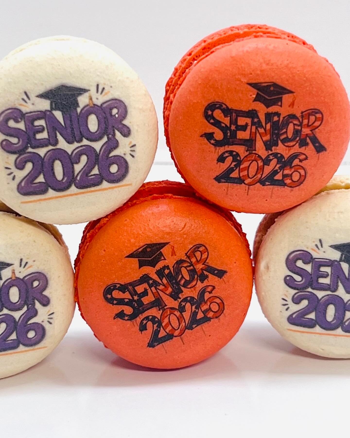 ✨ Make every celebration extra sweet with custom macarons! ✨

From 🎂 Birthdays
to 💍 Weddings
to 🎓 Graduations &mdash; our personalized macarons are the perfect treat for every special moment.

Choose your colors, designs, names, and themes to crea