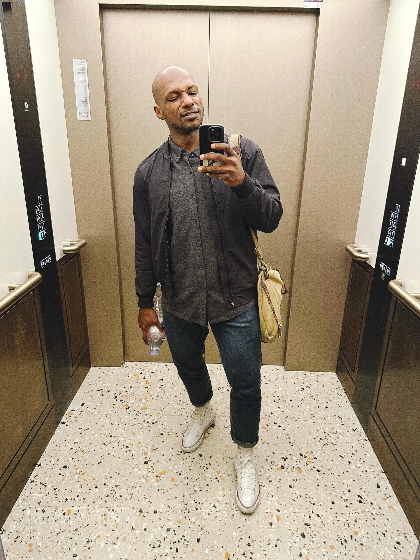 came to Paris, so I can be fluent in saying &ldquo;&hellip;je veux un peu de ton sucre brun...&rdquo; amongst other things 🤧
&bull;
&bull;
&bull;
&bull;
&bull;
#eatsleepblank #pamojafit #goodvibes2ulove #fall #winter #spring #summer #people #places 