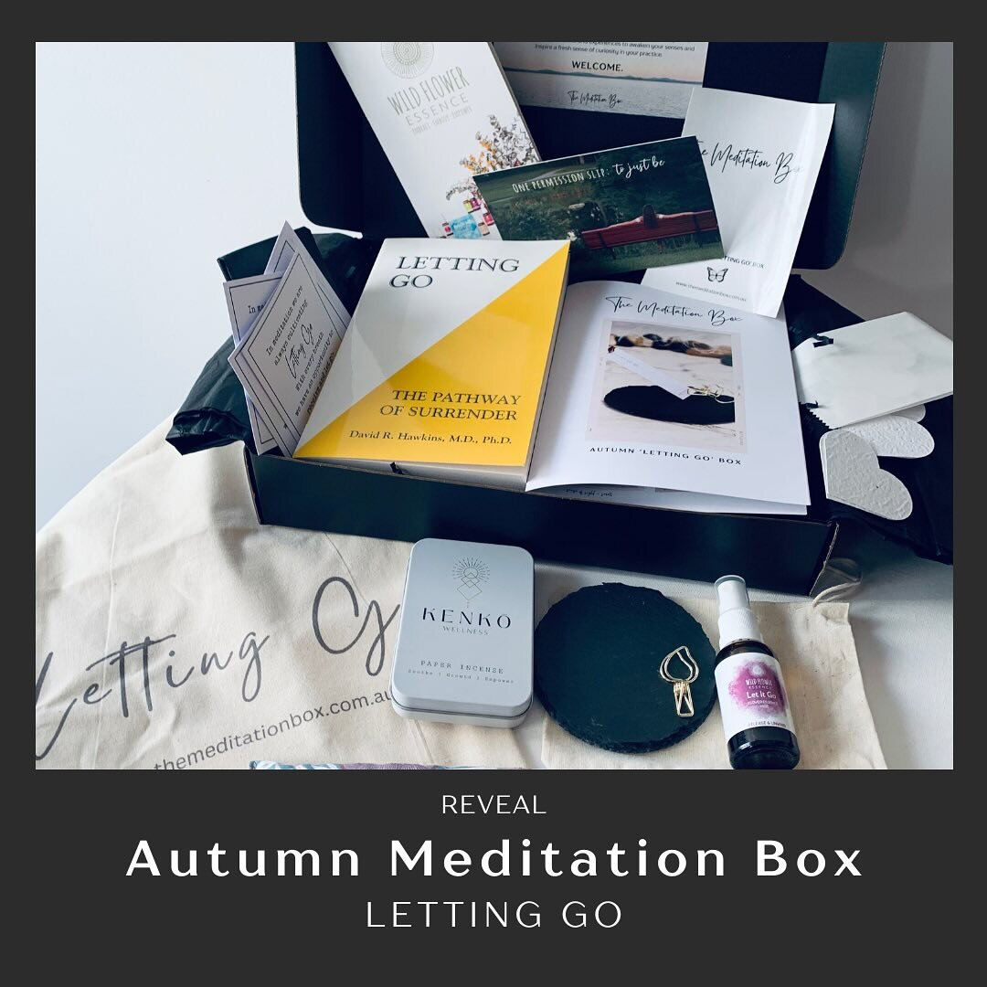 The Autumn &lsquo;Letting Go&rsquo; Meditation Box REVEAL ⭐️⭐️

Following the wisdom of nature .. our practices and rituals this Autumn shall explore the power of Letting Go.
&nbsp;
📘 Feature Book: &ldquo;Letting Go: The Pathway to Surrender&rdquo; 