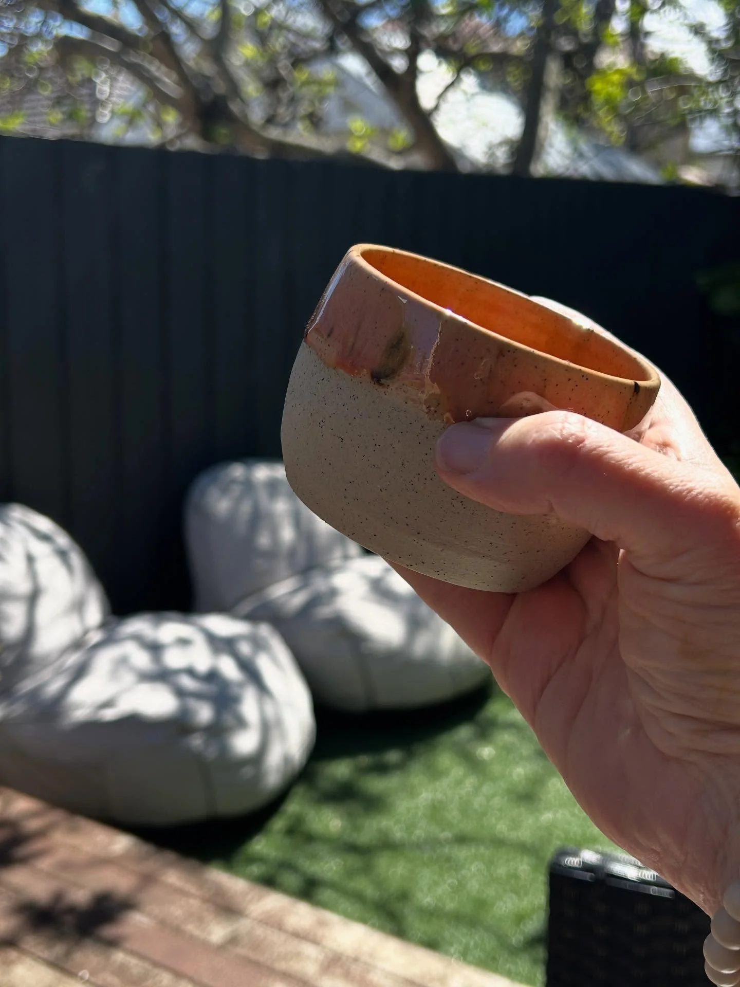 The joy of Spring!

The simple pleasures. 

Moments of mindfulness.

Savouring tea in the sunshine .. with the gorgeous Hug Mug from @wolfandclay 

Just one intentional product in our Spring Meditation Box for awakening our sense of - touch, sight, t